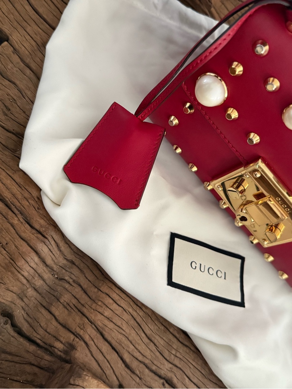 Gucci Red Leather padlock Pearl-Embellished Chain Crossbody Bag, dust bag,COA - Picture 3 of 15